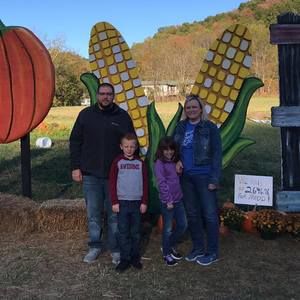 Meet your Posher, Selena